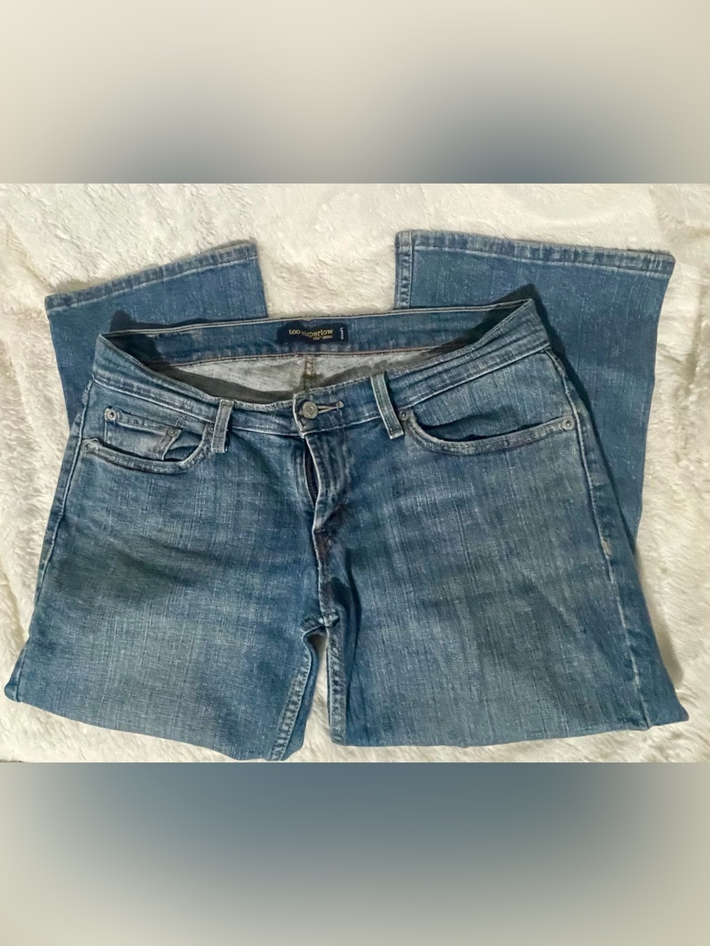 Levi's Women's Relaxed Fit Blue Denim Jeans
